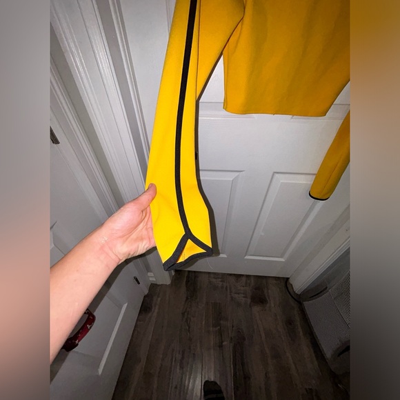 Yellow and black long sleeve shirt ( Urban Planet) - Picture 4 of 5